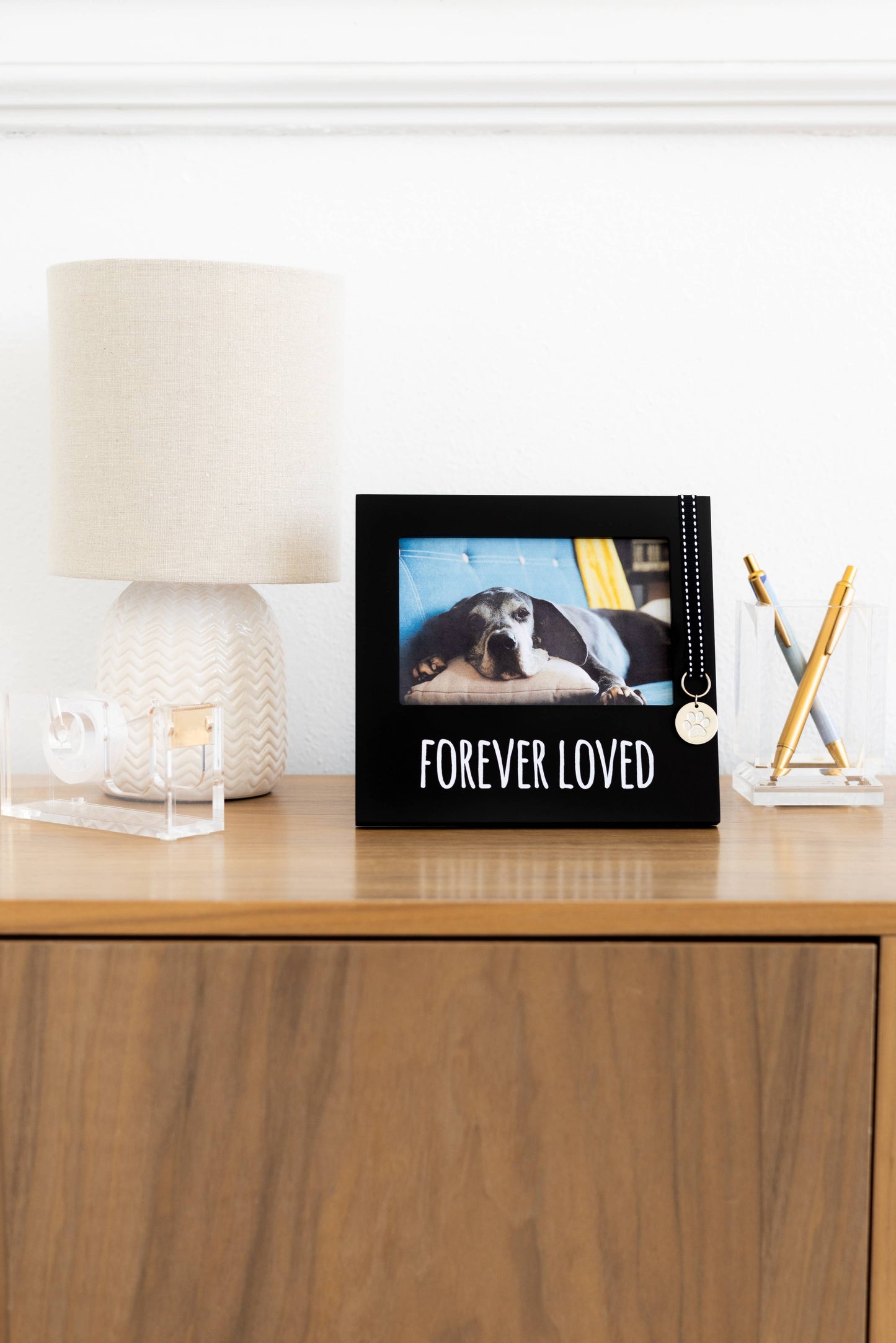 Forever Loved Pet Memorial Frame – A Cherished Tribute to Your Beloved Companio
